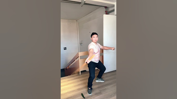 中国功夫：猛男学会了拔刀斩Chinese Kung Fu: A tough guy learns to draw his sword and chop
