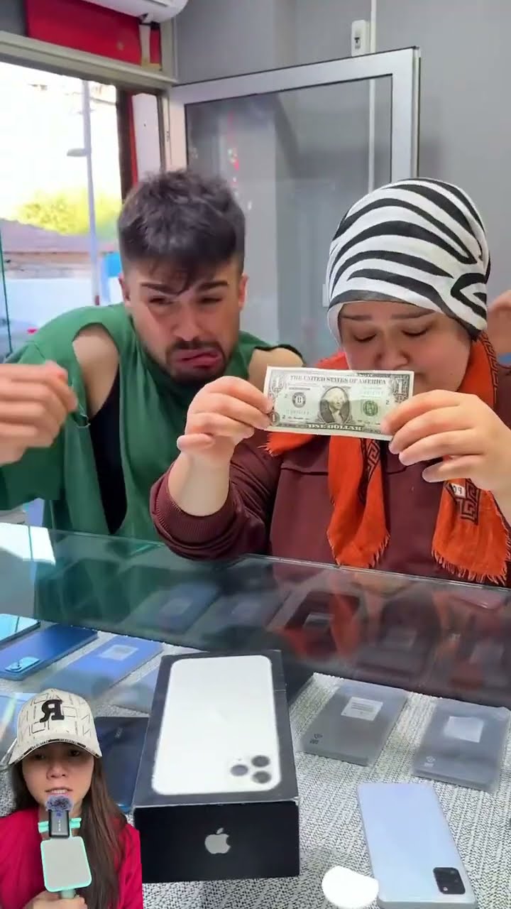 HP IPHONE GRATIS ⁉️PENJUAL HATI MALAIKAT BAGUS BANGET ??#shorts #funny #dubbing