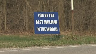 Hilliard neighborhood celebrates special postman before retirement