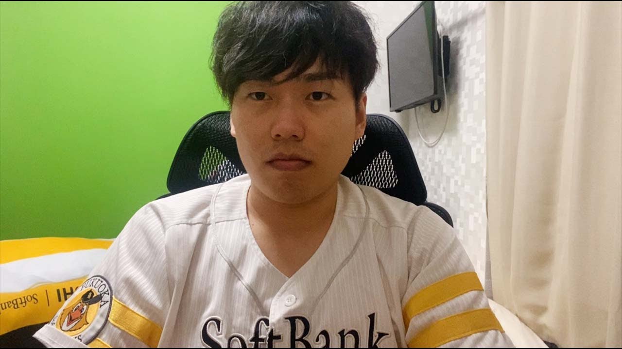 雑談配信】ホークス勝ったのに何故か不機嫌なファンの雑談配信 - YouTube