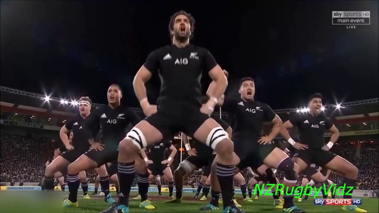 ラグビー All Blacks Haka 誰をも興奮させる熱いダンス 鍛え上げられたカラダがスゴイ ハカ Youtube