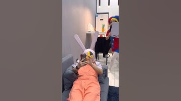 Look 👀what this girl is 🥰doing on her mobile #funny #tiktok #shorts #magic