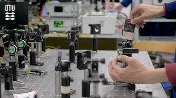 Center of Excellence: Center for Nanophotonics (NanoPhoton)