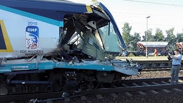 Czech highspeed train crash /Train hit truck