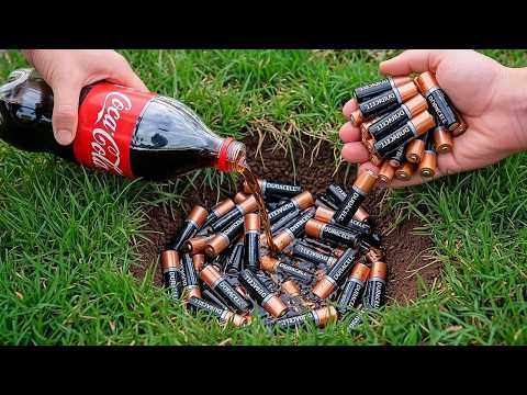 Pouring Coca-Cola and batteries into a hole will amaze the whole world! 😱