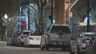 Celebrity 2 off-duty Chicago police officers robbed at gunpoint, source says Profile