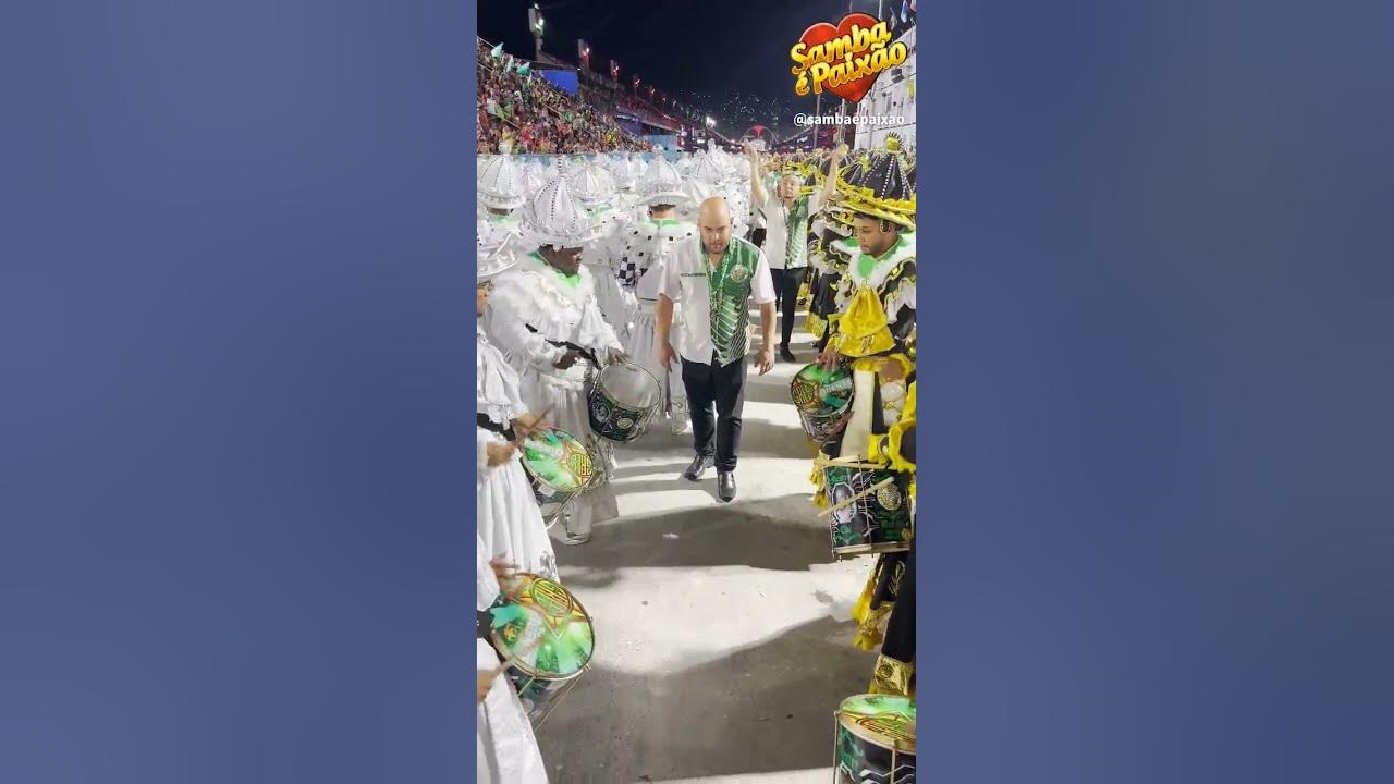Subida da Bateria da Mocidade Independente de Padre Miguel Bateria Não Existe Mais Quente