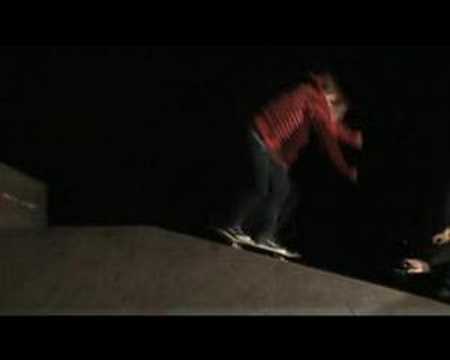 Skateboarding Nightshot @ local Skatepark