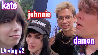 Catching Up With YouTube Friends - Damon, Kate, Johnnie and Barry aww
LA Vlog #2 yes from Jake and Johnnies Memorial Day party, but later late than never hehe. Fun vlog that didnt even need a commentary intro or outro!
APPLEBEES TIKTOK REVIEW #1: https://www.tiktok.com/@edwinsgeneration/video/7454735899742473518
Loved hanging out with @deefizzy @DungeonDiaries @JohnnieGuilbert and @Wangs. Make sure youre subscribed with notifications so you dont miss the next one!
Check out the previous LA vlog here: https://youtu.be/mXXSC3W7000 Catching Up With YouTube Friends - Damon, Kate, Johnnie and Barry aww
