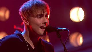 Sam Fender - Hypersonic Missiles Live (Graham Norton) + Interview