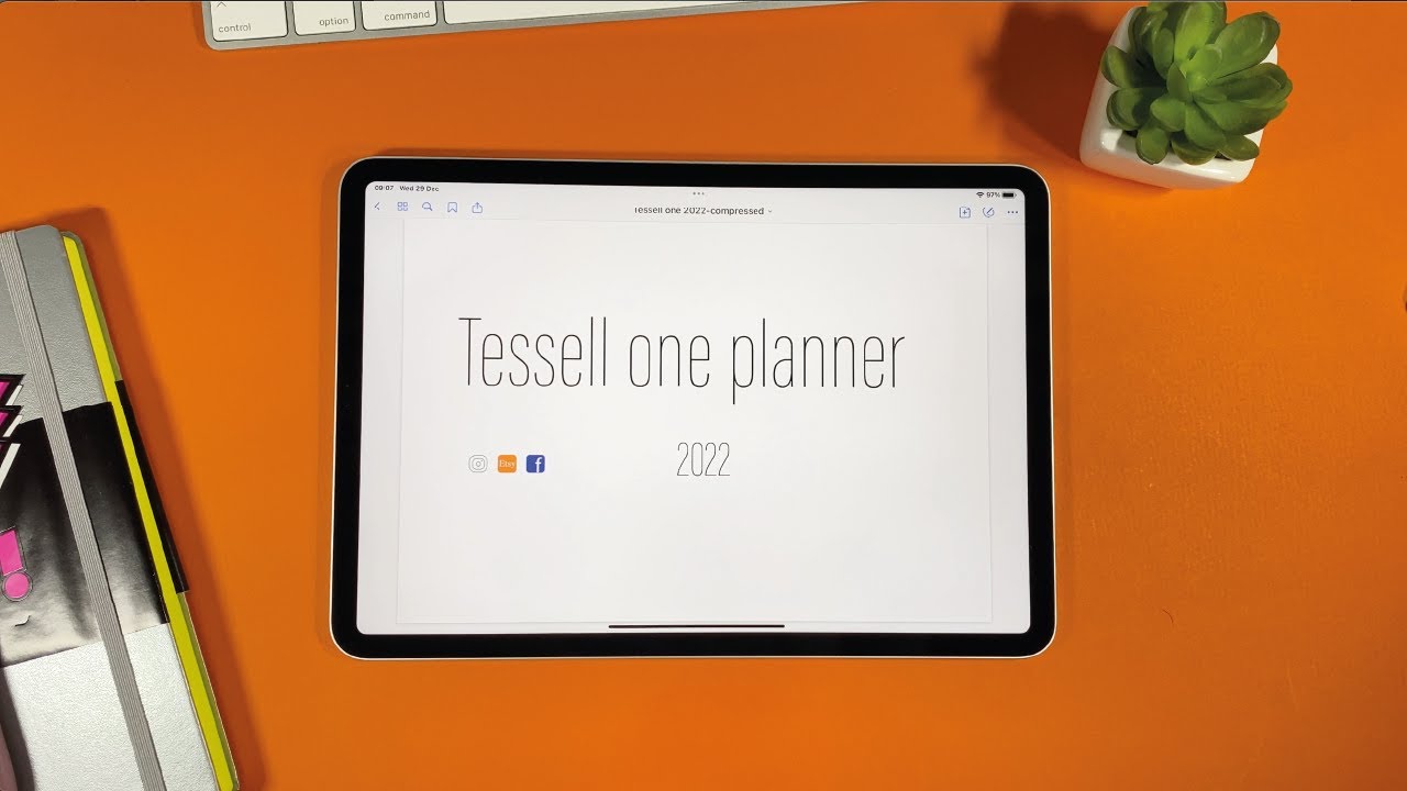 Free hyperlinked, dated 2022 digital planner - Overview.
