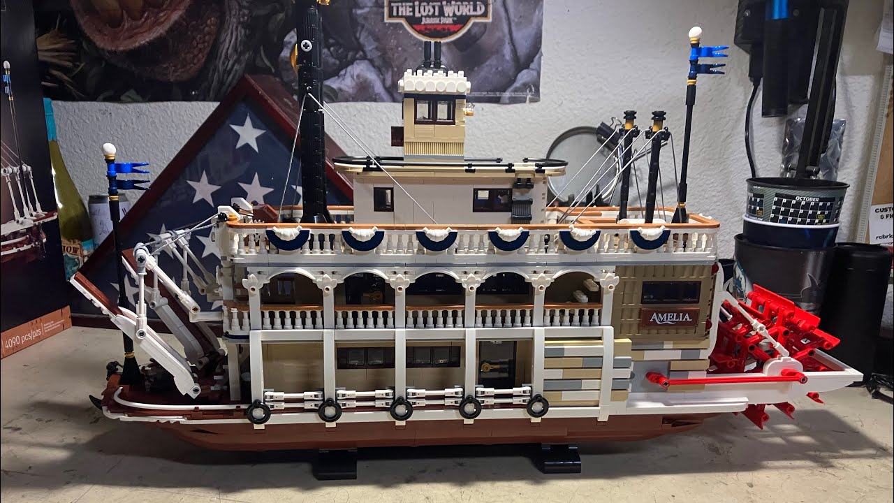 LEGO River Steamboat 21356 Time Lapse