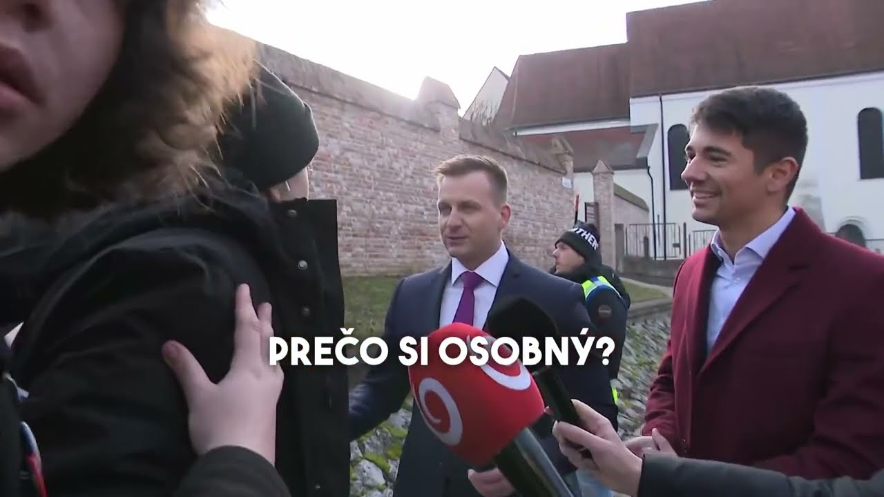 J. GEDRA & E. KALIŇÁK: TO SME DOPADLI😵‍💫 Absurdný protest proti demokracii v Trnave.