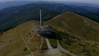 Заброшенный памятник Бузлуджа в Болгарии (он же межгалактический социалистический звездолет).