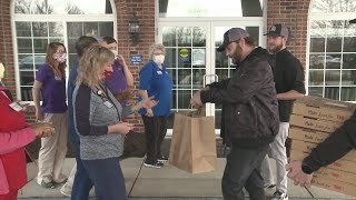 Clyde Theatre Delivers Meals to Nursing Home Staff
