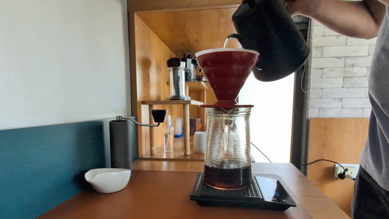 Brewing Pour Over | V60 Pour-Over | Curious Life - Gundikhan Estate | @rite_brews