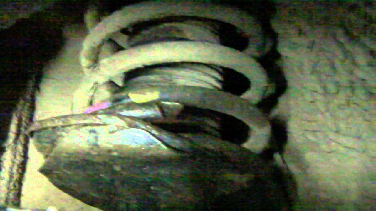 Лопнула пружина volvo. Дукато 244 лопнула пружина. Passat b8 лопнула пружина. Лопнутые пружины исправьте ошибку. Форд фокус 2 лопнул виток пружины.