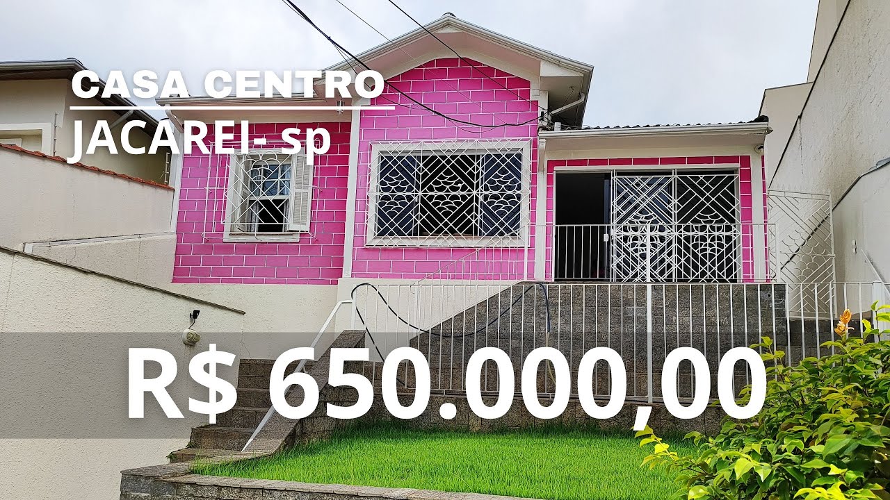 CASA REGIÃO CENTRAL DE JACAREÍ, AO LADO DO BOULEVARD OFFICE MALL