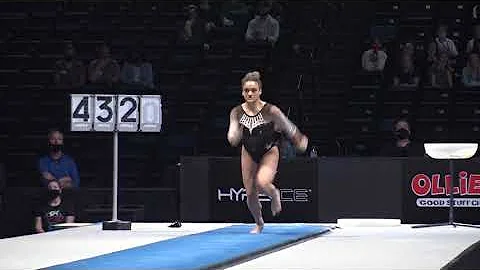 Laurie Hernandez - Vault - 2021 GK U.S. Classic - ...
