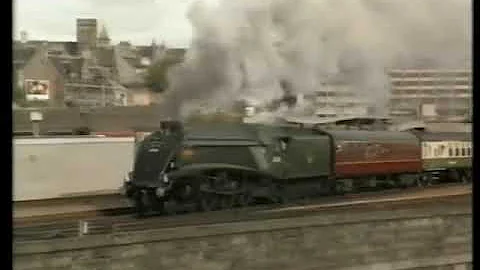 L.N.E.R London & North Eastern railway Steam Locomotives #steamtrains #trains