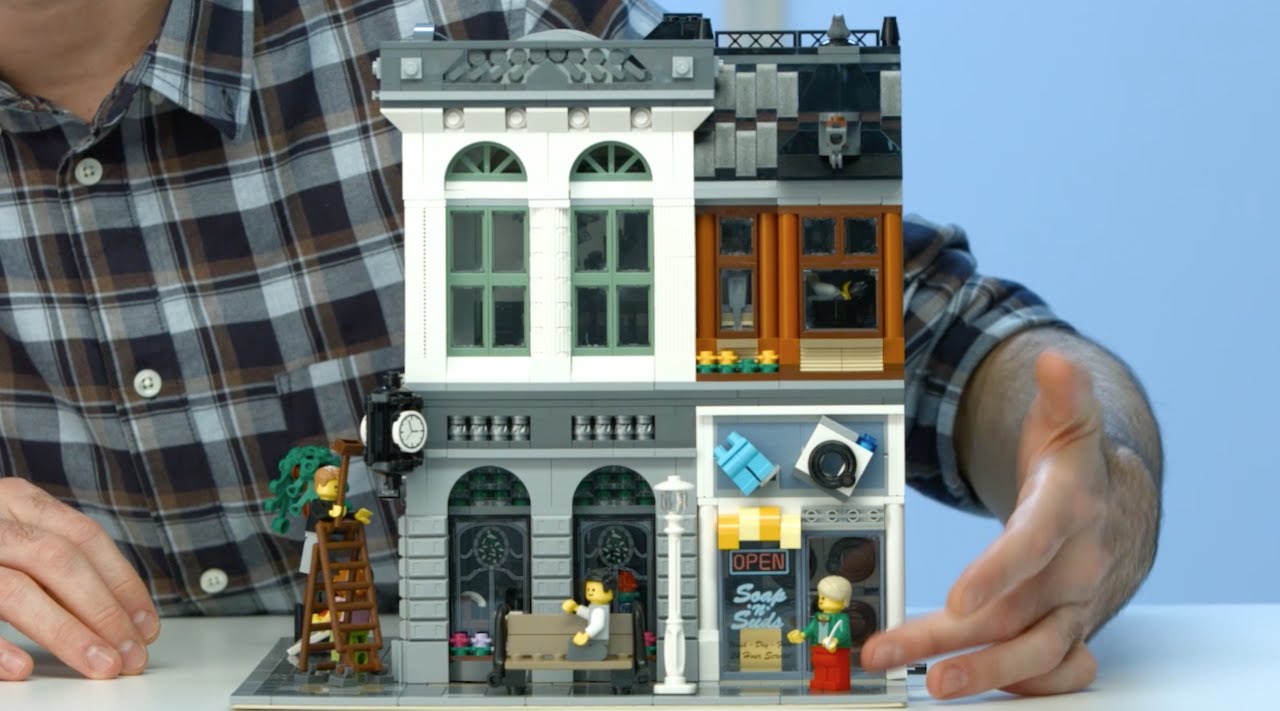 Brick Bank Lego Creator 10251 Designer Video Youtube
