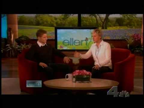 Benjamin Mckenzie on the Ellen Show - April 2, 2009