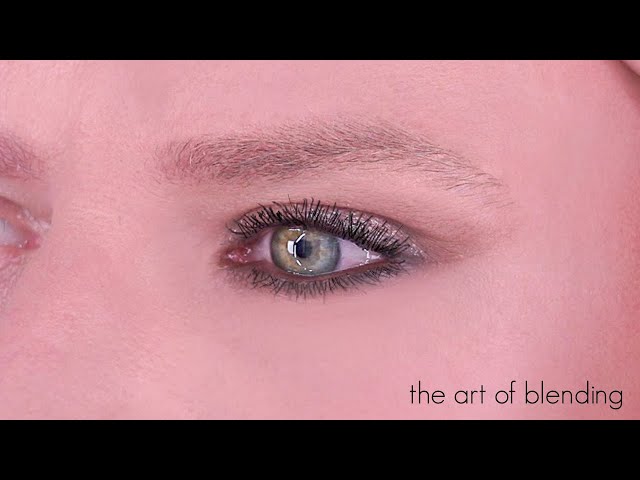 THE ART OF EYESHADOW BLENDING