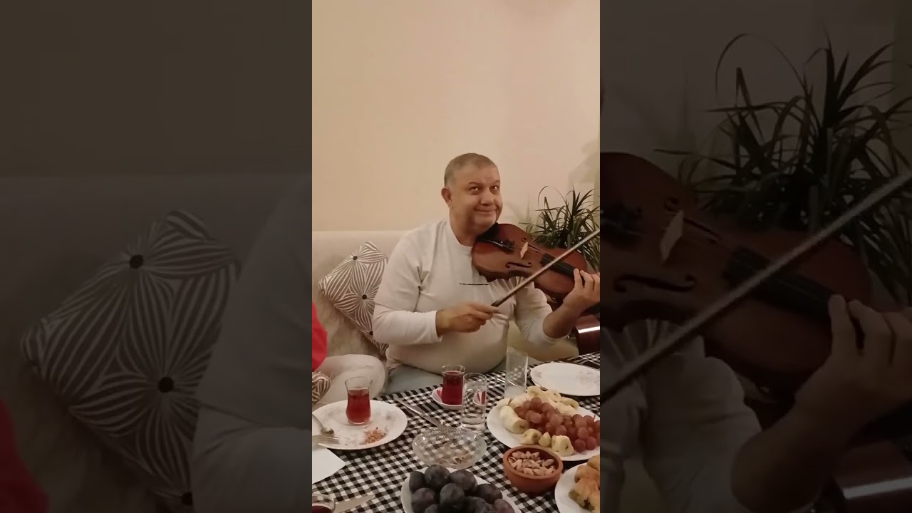 Turay Dinleyen'den Hicaz keman taksimi