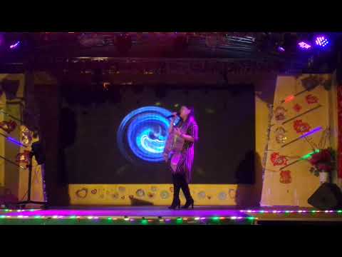 歌星：可可：歌曲：潇洒走一回。