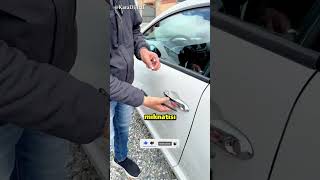Bu Adamı Görürsen Hemen Araba Antenini Sök