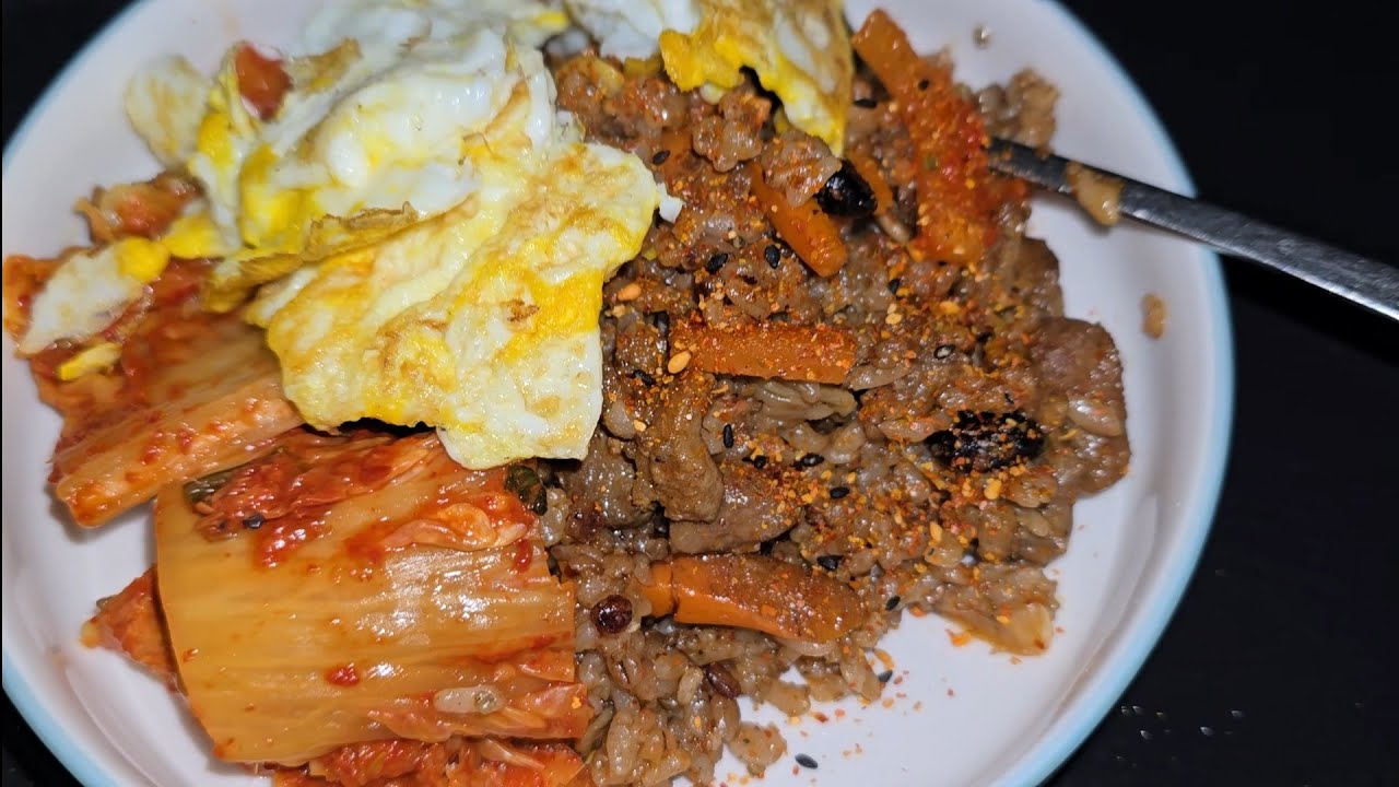 한그릇야식 : 양념고기볶음밥