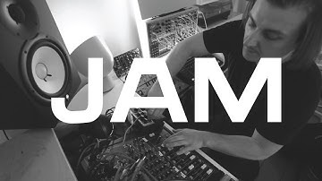JAM 1 - Behringer td-3, Roland TR-8S, Modular synth, dawless synth session