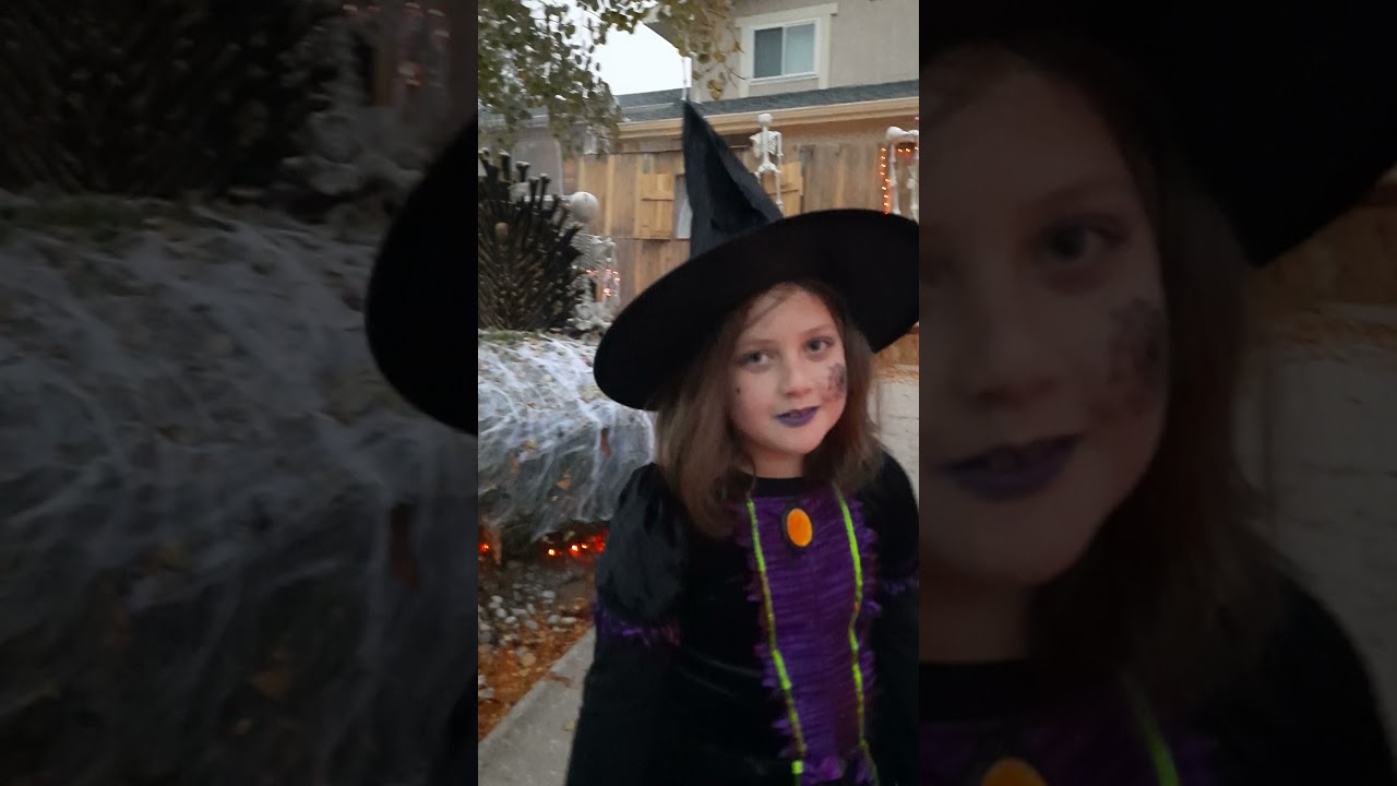 Happy Halloween 2021 Trick or Treat. #halloween #spirithalloween - YouTube