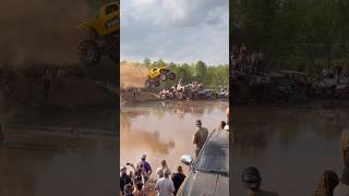 @HeavyDSparks sending the Bro-Dozer to the moon 🚀 #viral #offroad #heavydsparks #mud #youtubeshort