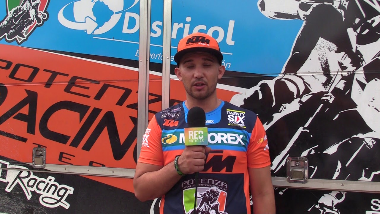 David Chacon después de ganar en su categoría  MX PRO en Nal de Motocros