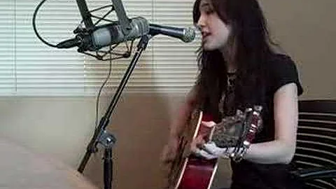 Kate Voegel Stopped by Mix 93.3's Rocket and Teres...