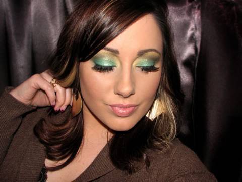 Sephora Holiday Look-  Green and Gold