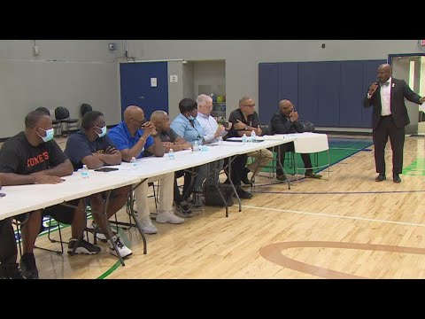 Oak Cliff leaders talk violence at youth sports events