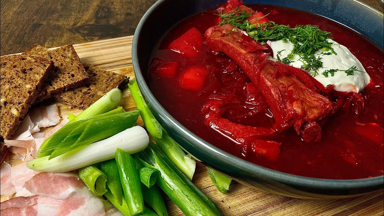 Borschtsch wie bei Oma – klassischer Rote-Bete-Eintopf