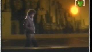 Leo Sayer - Have You Ever Been In Love (1982) chords