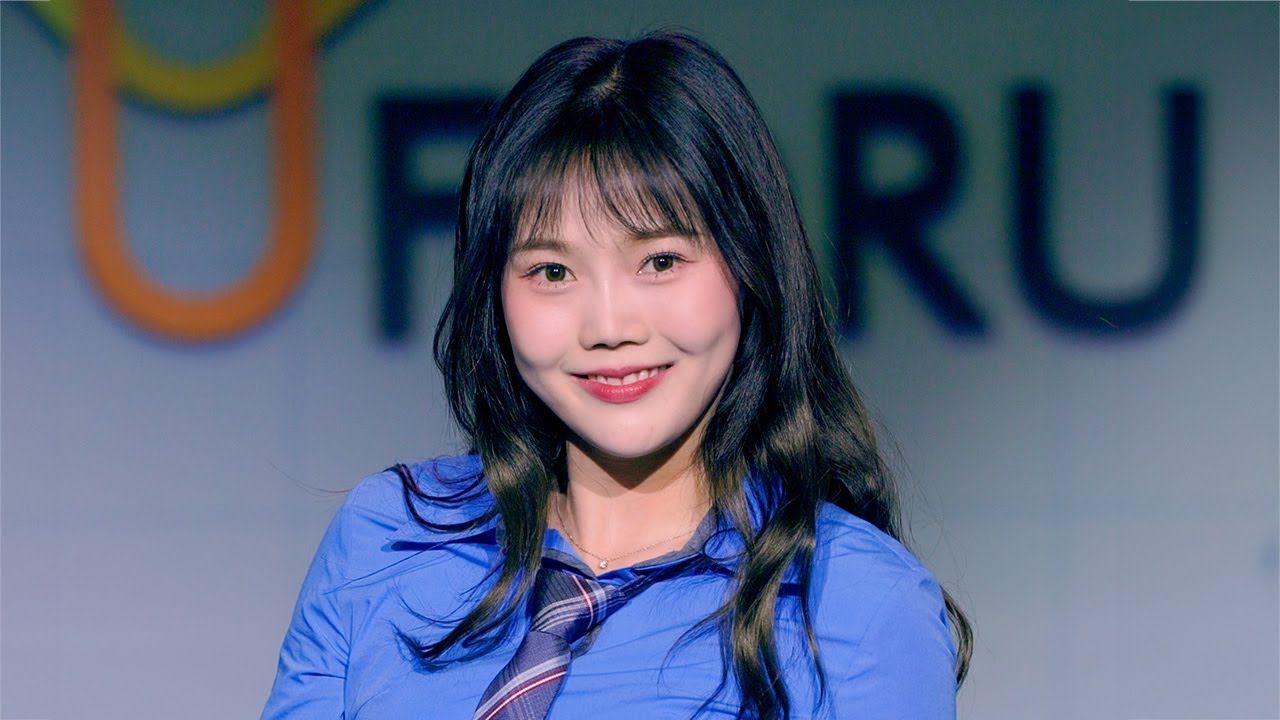 240329 오마이걸 효정 HYOJUNG : DOLPHIN(돌핀) 직캠 / fancam @ MBN Y forum 2024 | Plumia (4K 60p)