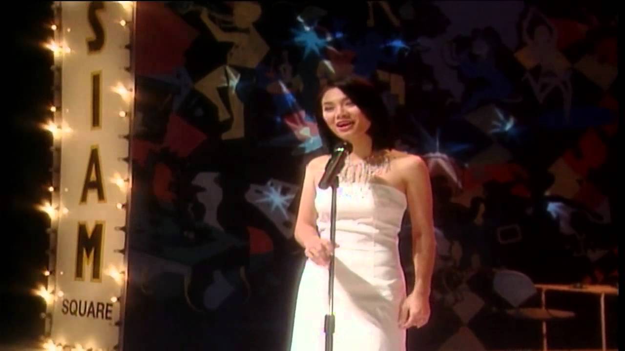 ฝากใจฝัน - ปนัดดา เรืองวุฒิ【OFFICIAL MV】