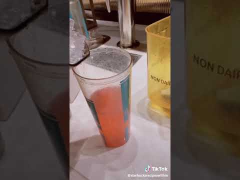 tiktok---strawberry-açaí-lemonade-at-starbucks-(@starbucksrecipeswithm)