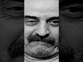 جميل أن يظنك البعض لاتعرف شي وانت بداخلك ملفات الجميع 