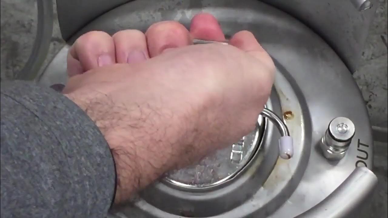 Best way to put on lid for homebrew keg without leaks YouTube