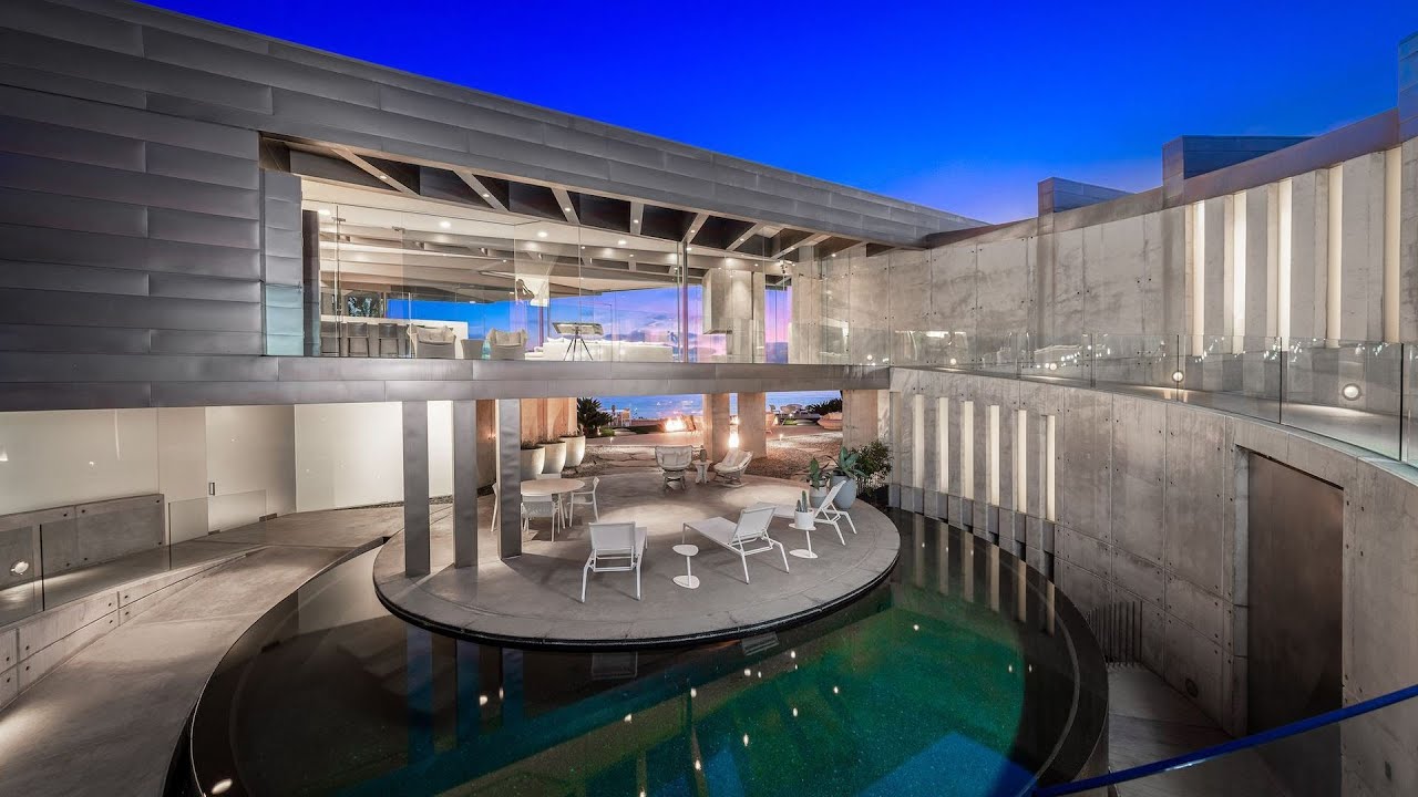 Asking $19,995,000! Architectural masterpiece in Encinitas, CA with explosive panoramic ocean views