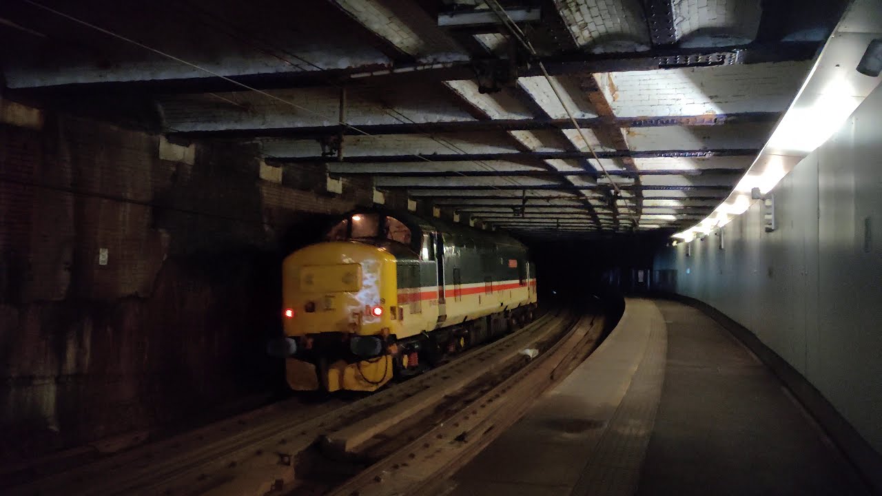 [4K] *RARE* 37419 screams through Dalmarnock (10/03/21)