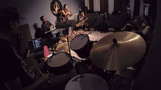 Kelly Ou Moi With Tetris Live Drum Cam