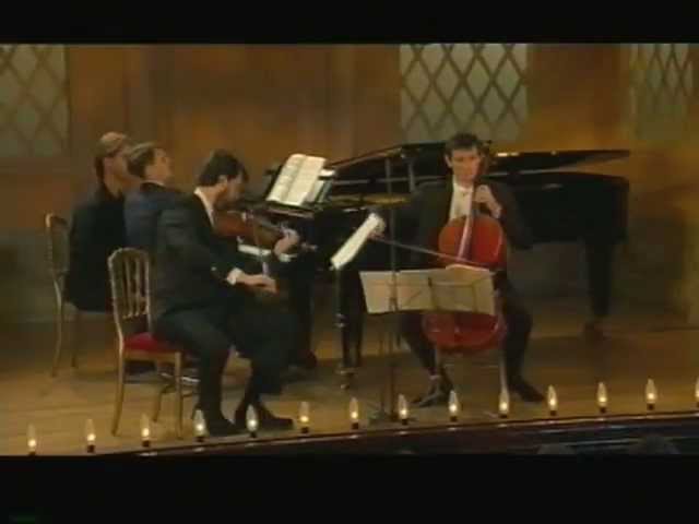 Beethoven - Trio pour piano et cordes n°5 "Trio des Esprits": 1er mvt : Beaux Arts Trio