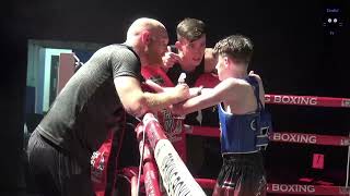 Joe Simmons VS Reggie Smee (38.5kg) Junior Muay Thai